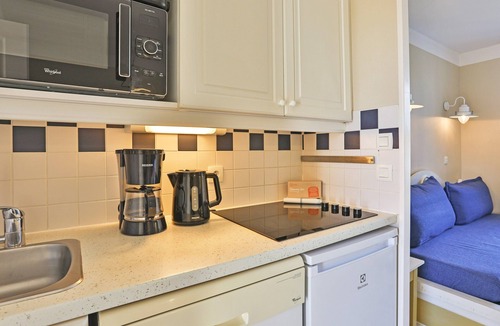Bourgenay Apartment | Bourgenay Flat Near Coastal Slopes