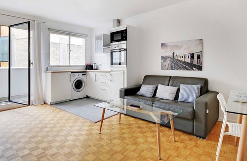 Quartier de la Roquette Apartment | Bright 1 BDR with terrace/ Bastille- MOBILITY LEASE