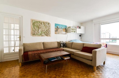 Amerique Apartment | Bright apt with beautiful view in Belleville