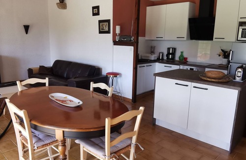 Saint-Vincent-sur-Jard House | Bright house for 6, 700m from beach, spacious garden