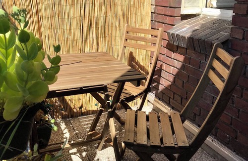 Viroflay Apartment | Bright studio apartment with a small terrace