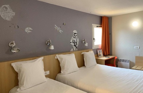 Chambray-les-Tours Hotel | Brit Hotel Essentiel Tours Sud