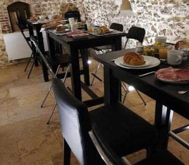 Epernay Apartment | Bubble 8