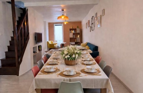 Brezolles House | Bulle douce en famille, jardin & jeux