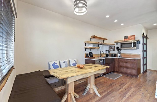 Flottemanville House | Bunny Pad Downtown Coeur d' Alene *BRAND NEW*