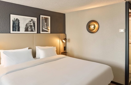 Saint-Germain-en-Laye Hotel | Campanile NATURE - Saint-Germain-en-Laye
