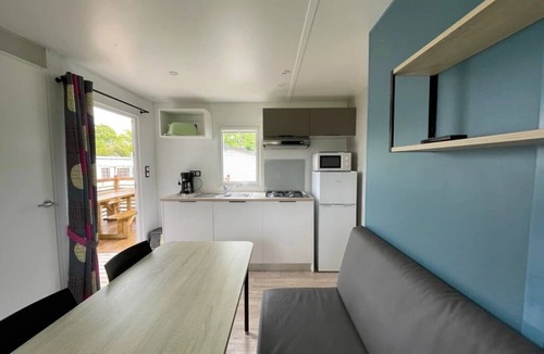 Saint-Pere-en-Retz House | Camping 3 étoiles - Piscine - ccbgegg