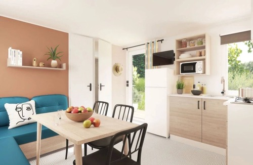 Illiers-Combray House | Camping 3 étoiles - Piscine - ccbgadb
