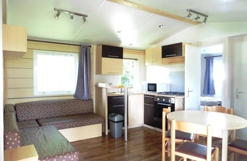 Baye House | Camping 3 étoiles - Piscine - ccbfeif