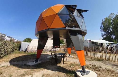 Saint-Michel-Chef-Chef Other | Camping Insolite Le Haut Village