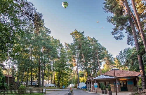 Aydat House | Camping - Piscine - ccbaifd