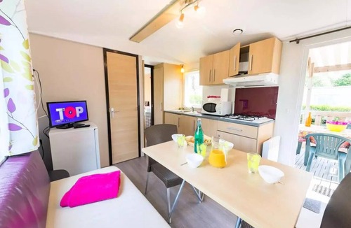 Guerande Cabin | Campsite La Fontaine* - Surfer Cabin 3 rooms 4 people Without Bathroom