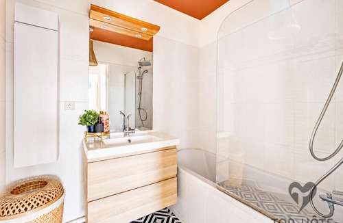 Saint-Denis Apartment | CAOPEO - Top Hôte Paris - 8 personnes Balcon Parking