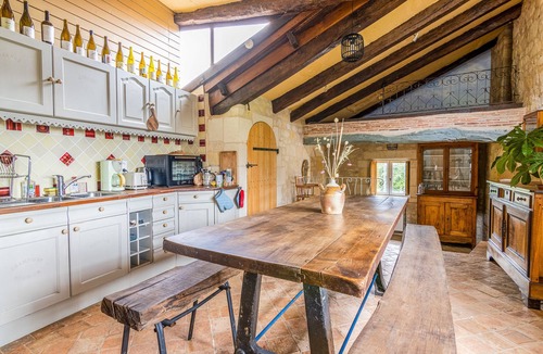 Forges Villa | Casa Mineral ★ Character house with terrace and fireplace