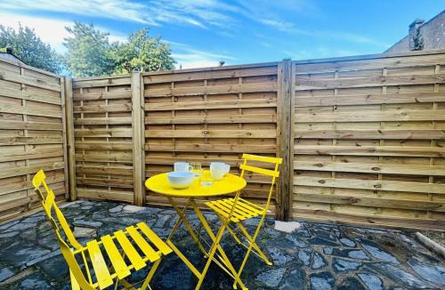 Les Ponts-de-Ce Apartment | Casa Nature