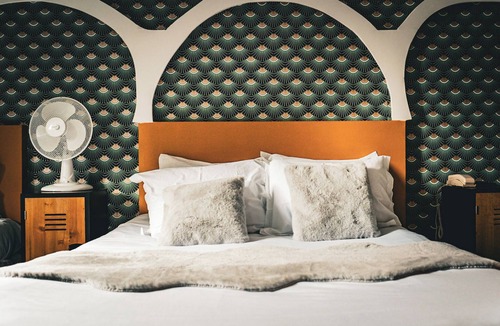 Centre Ville Hotel | Central Anzac