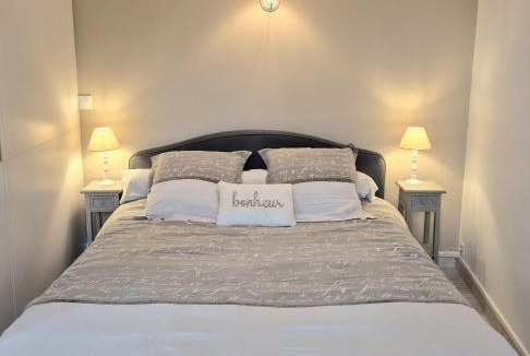 Chartres Apartment | Centre Chartres Parking privé Climatiseur
