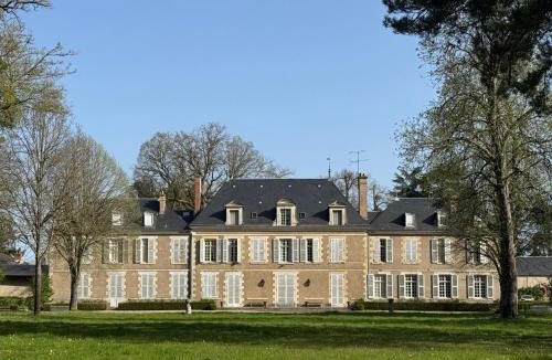 Sandillon House | Château de Puchesse