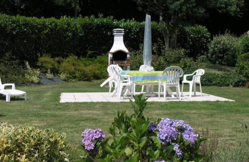 Saint-Georges-de-Reintembault House | Charming Countryside Cottage Escape