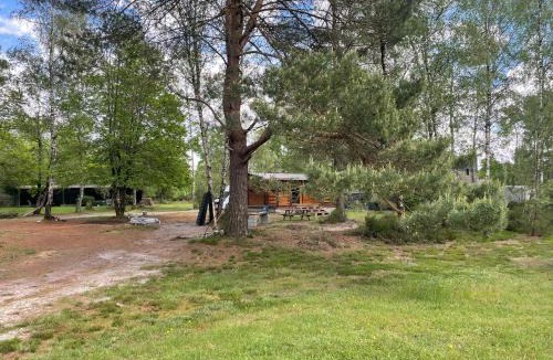 Parigne-lʼEveque Apartment | Chalet dans les bois