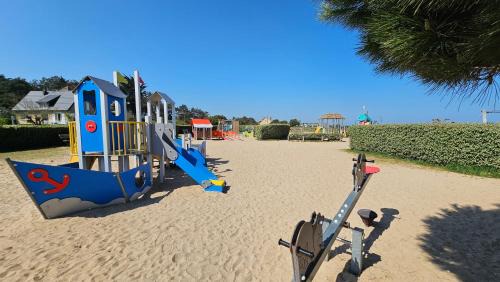 Merville-Franceville-Plage Ski Chalet | Chalet Cosy Bord de Mer 3 Chambres