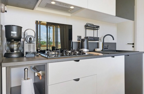 Saint-Pair-sur-Mer Ski Chalet | Chalet 'Martinette' with Private Terrace, Balcony and Wi-Fi