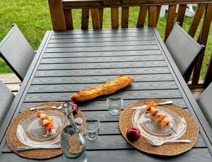 Pont-l'Abbe Ski Chalet | Chalet tout confort avec piscine chauffée, à 5 min des plages du Finistère Sud