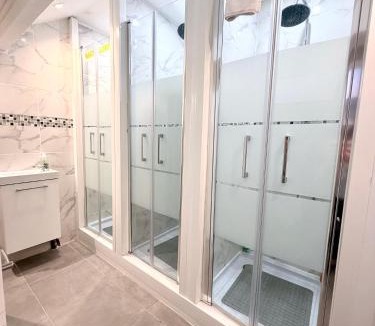 Limay Apartment | Chambre Cosy sur Limay - Chambre Deluxe SDB partagée