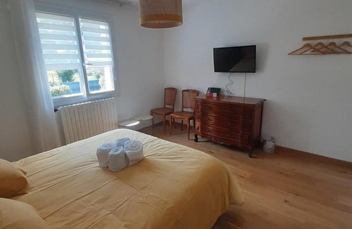Le Mans Metropole Bed & Breakfast | Chambre d'hôte à 5 minutes du circuit en voiture