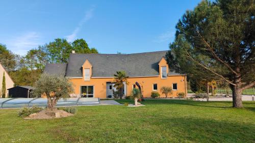 Ruaudin Bed & Breakfast | Chambre d'hôtes proche circuit des 24H