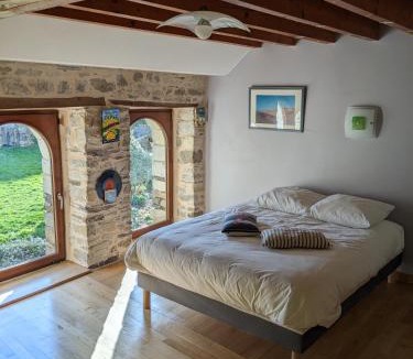 Guichen Bed & Breakfast | Chambre d'hote Longere du pays rennais avec piscine extérieure