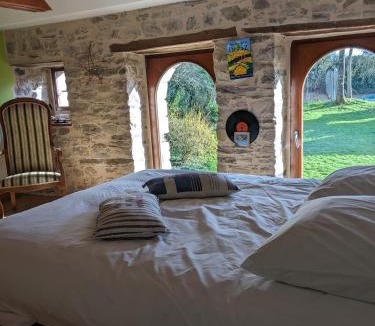 Guichen Bed & Breakfast | Chambre d'hote Longere du pays rennais avec piscine extérieure
