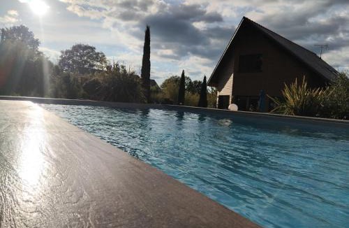 Angrie Bed & Breakfast | CHAMBRE DANS UN ECRIN DE VERDURE