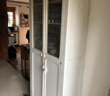 Saint-Hilaire-des-Landes Bed & Breakfast | Chambre atypique Retour en Enfance