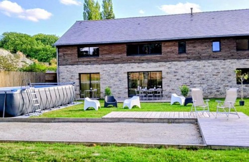 La Menardais Apartment | Chambres d'hôtes 'La Clairière aux Chênes'