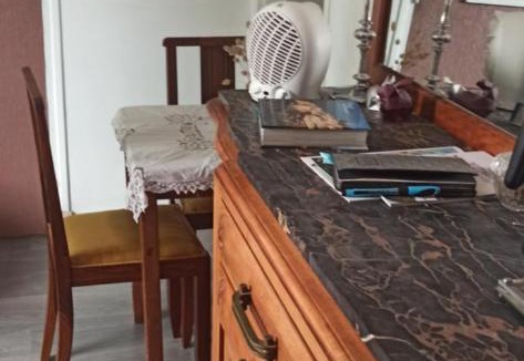 Neuilly Bed & Breakfast | CHAMBRES D'HOTES maxi 3 pers-sanitaires communs avec une chambre