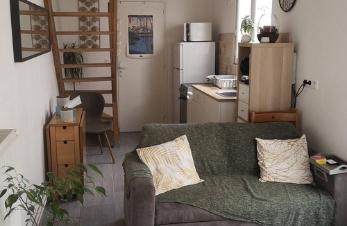 Chevreuse Apartment | Charmant Duplex en Coeur de Ville