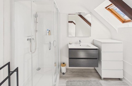 Pont-l'Abbe Apartment | Charmant duplex pour 2 en plein centre ville