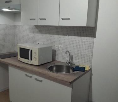 Saint-Mathieu Apartment | charmant studio avec balcon 2