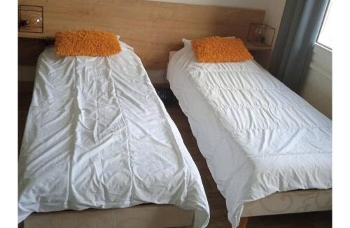 Bagnoles-de-l'Orne Apartment | Charmant studio 8, parking et wifi gratuit, local vélo