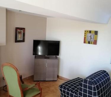 Saint-Clair-de-Halouze House | Charmante petite maison de vacances