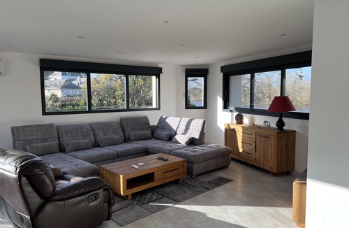 Murs-Erigne House | Charme de Cette Maison Rénovée au Bord du Louet