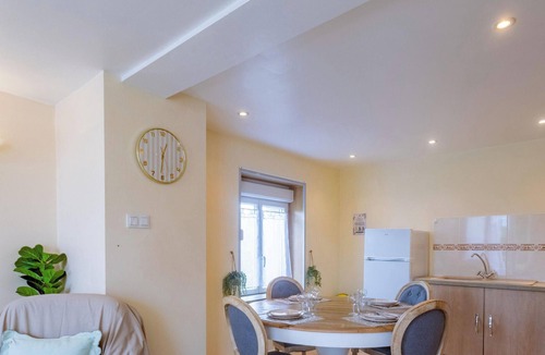 Saint-Philbert-du-Peuple Cottage | Charming and bright country cottage - 4 guests