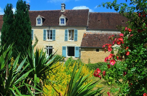 Ri Cottage | Charming 18th-century house with enclosed garden and pets allowed