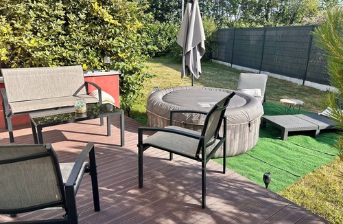 Yvre-l'Eveque House | Charming 3-bedroom house in Yvré-l'Évêque welcomes you close to Le Mans Circuit