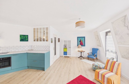 Pont-l'Abbe Apartment | Charming apartment in the city center for 4 people