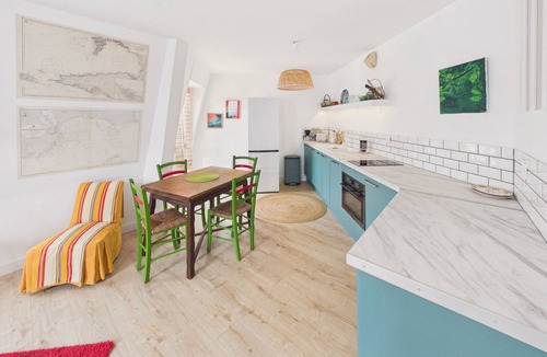 Pont-l'Abbe Apartment | Charming apartment in the city center for 4 people
