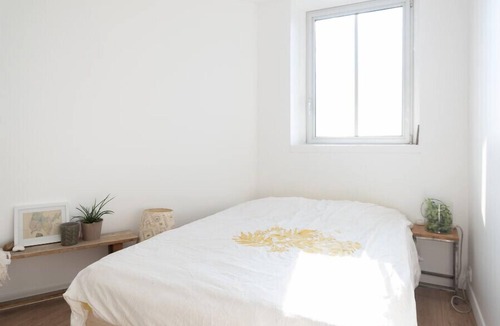 Flandres Apartment | Charming Apt With Balcony Near La Villette
