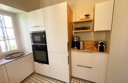 Candes-Saint-Martin Cottage | Charming cottage in Candes-St-Martin - 8 guests