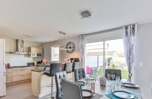 Commequiers House | Charming Cosy House with Private Pool & Dome - Near Vendée Beaches